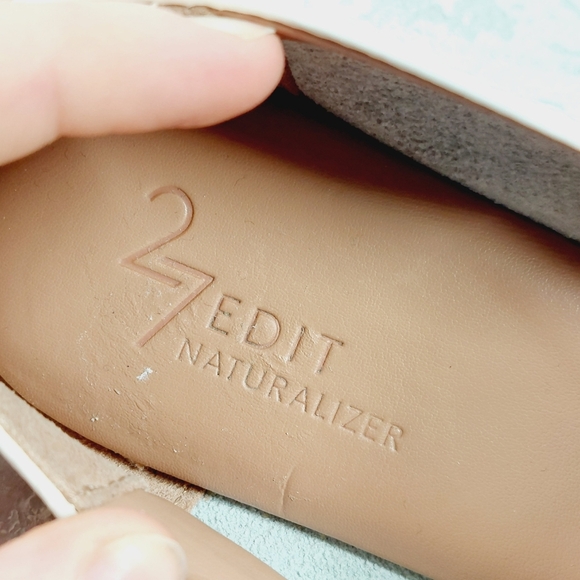 NEW Naturalizer 27 Edit Sevyn White Leather Chain Detail Slip On Loafers T241 - Picture 9 of 11